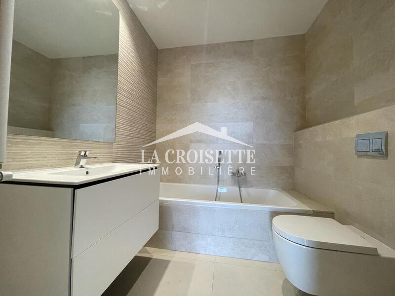 Appartement S+3 avec chambre de service aux Berges du Lac 2